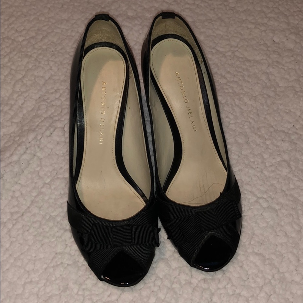 Antonio Melani peep pump